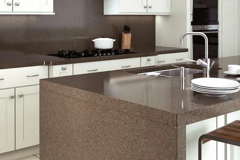 Столешница с интегрированной раковиной из искусственного камня