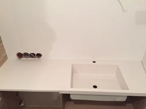 Столешница до 3 метров из искусственного камня